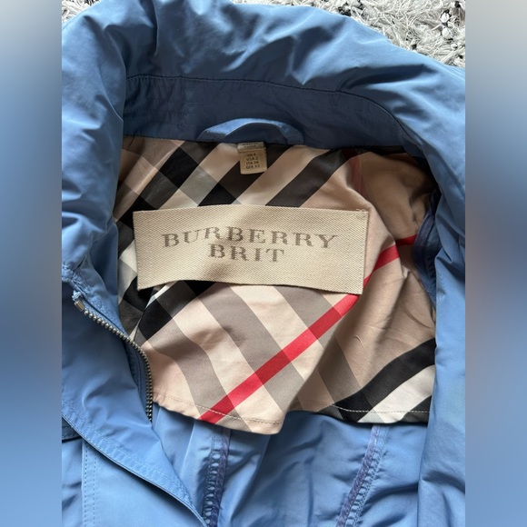 Light blue Burberry Trench Coat - Picture 2 of 14